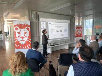 Tanja Wranik anime les échanges devant les équipes de ING Bank
